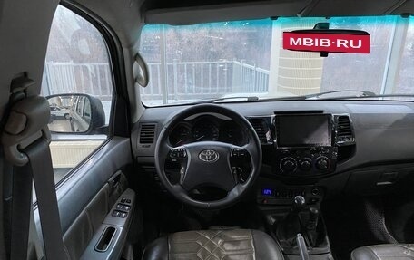 Toyota Hilux VII, 2013 год, 2 349 000 рублей, 11 фотография