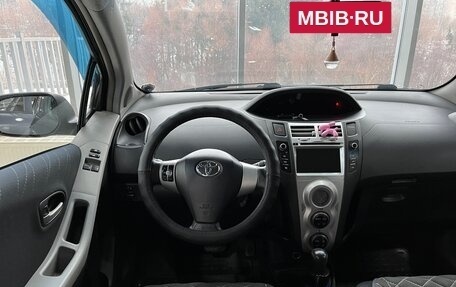 Toyota Yaris III рестайлинг, 2008 год, 769 000 рублей, 11 фотография