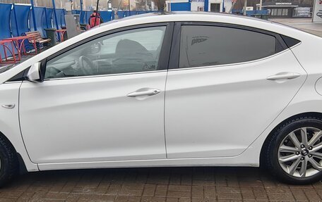 Hyundai Elantra V, 2015 год, 1 100 000 рублей, 2 фотография