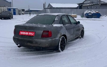 Audi A4, 1996 год, 215 000 рублей, 3 фотография