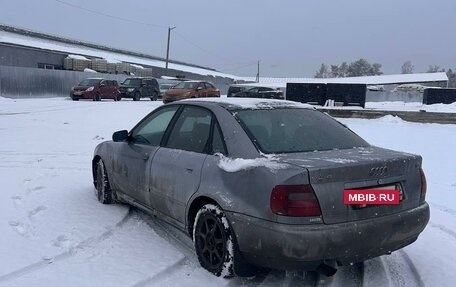 Audi A4, 1996 год, 215 000 рублей, 2 фотография