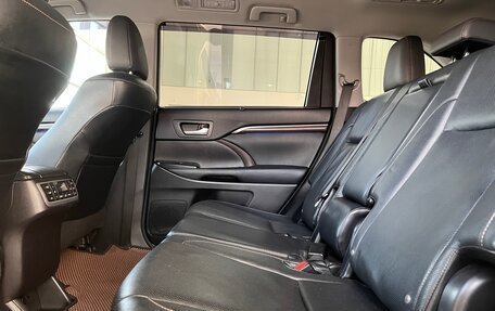 Toyota Highlander III, 2014 год, 3 429 000 рублей, 23 фотография