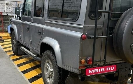 Land Rover Defender I, 2011 год, 2 200 000 рублей, 4 фотография