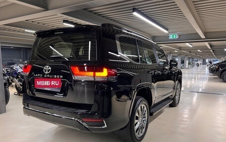 Toyota Land Cruiser, 2024 год, 14 300 000 рублей, 5 фотография