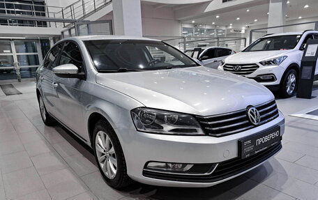 Volkswagen Passat B7, 2013 год, 1 287 000 рублей, 7 фотография