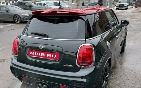 MINI Hatch, 2018 год, 3 000 000 рублей, 5 фотография