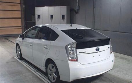 Toyota Prius, 2010 год, 1 400 000 рублей, 3 фотография