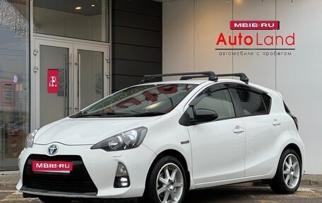 Toyota Aqua I, 2013 год, 990 000 рублей, 1 фотография