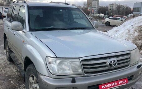 Toyota Land Cruiser 100 рестайлинг 2, 2007 год, 1 890 000 рублей, 2 фотография