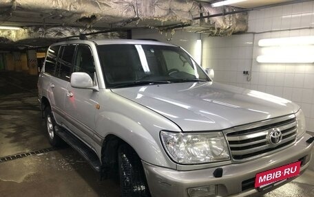 Toyota Land Cruiser 100 рестайлинг 2, 2007 год, 1 890 000 рублей, 11 фотография