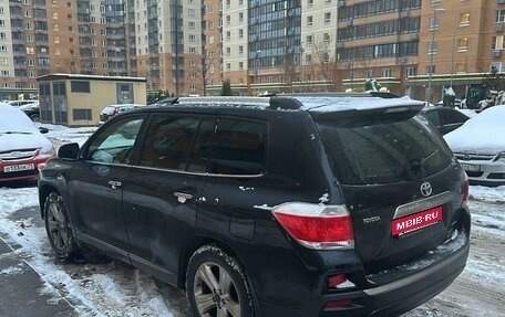 Toyota Highlander III, 2011 год, 2 000 000 рублей, 5 фотография