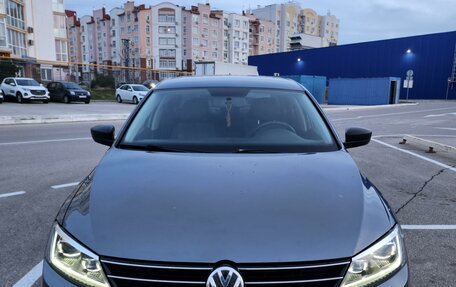 Volkswagen Jetta VI, 2014 год, 1 250 000 рублей, 1 фотография