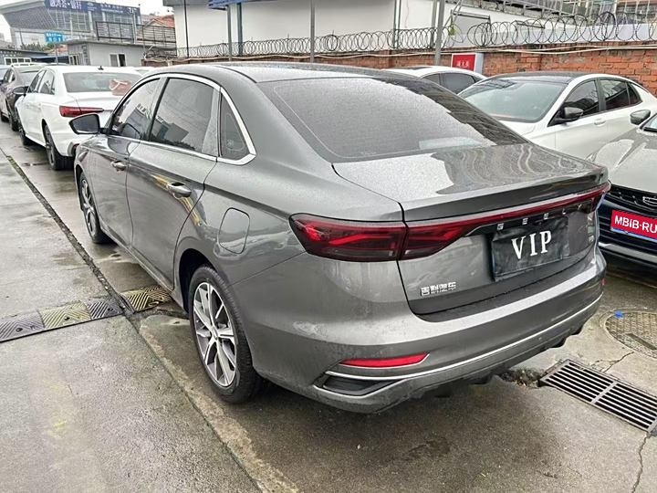 Geely Emgrand, 2022 год, 1 491 000 рублей, 2 фотография