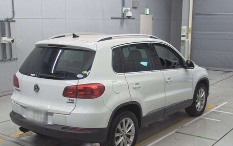 Volkswagen Tiguan I, 2014 год, 1 290 000 рублей, 2 фотография