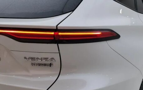 Toyota Venza, 2022 год, 3 549 999 рублей, 9 фотография