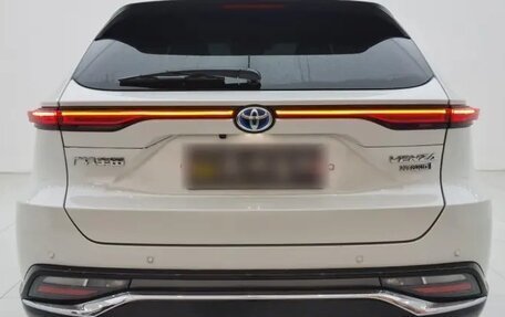 Toyota Venza, 2022 год, 3 549 999 рублей, 6 фотография