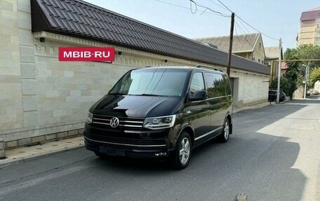 Volkswagen Multivan T6 рестайлинг, 2015 год, 3 500 000 рублей, 21 фотография