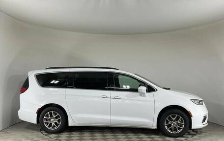 Chrysler Pacifica (RU), 2020 год, 2 457 000 рублей, 4 фотография