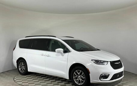 Chrysler Pacifica (RU), 2020 год, 2 457 000 рублей, 3 фотография