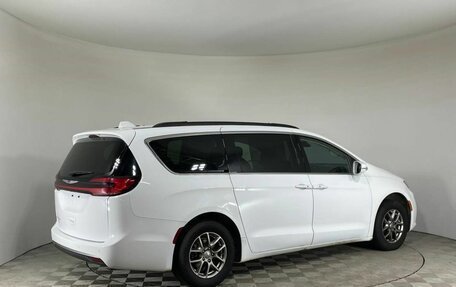 Chrysler Pacifica (RU), 2020 год, 2 457 000 рублей, 5 фотография