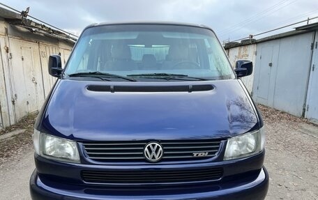 Volkswagen Transporter T4, 2001 год, 1 230 000 рублей, 2 фотография