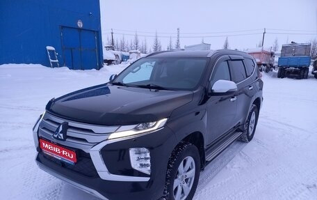 Mitsubishi Pajero Sport III рестайлинг, 2021 год, 4 000 000 рублей, 1 фотография