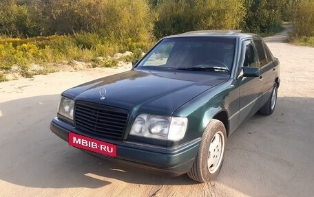 Mercedes-Benz E-Класс, 1995 год, 430 000 рублей, 9 фотография