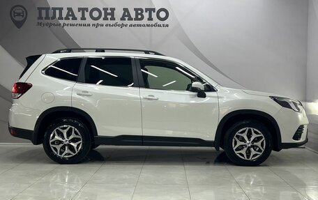 Subaru Forester, 2024 год, 5 699 000 рублей, 6 фотография