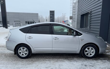 Toyota Prius, 2009 год, 949 000 рублей, 4 фотография