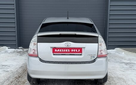 Toyota Prius, 2009 год, 949 000 рублей, 6 фотография