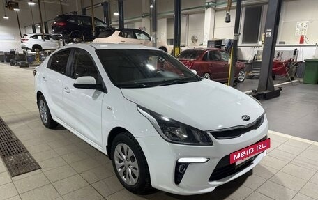 KIA Rio IV, 2018 год, 1 416 000 рублей, 3 фотография