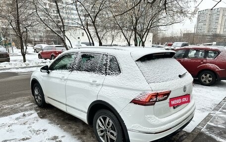 Volkswagen Tiguan II, 2018 год, 2 499 999 рублей, 7 фотография