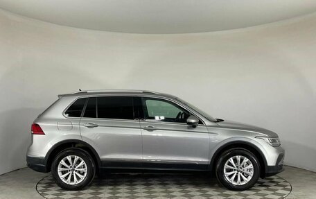 Volkswagen Tiguan II, 2020 год, 2 866 000 рублей, 4 фотография