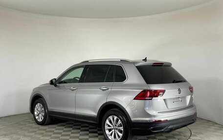 Volkswagen Tiguan II, 2020 год, 2 866 000 рублей, 7 фотография