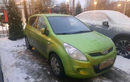 Hyundai i20 IB рестайлинг, 2010 год, 745 000 рублей, 3 фотография