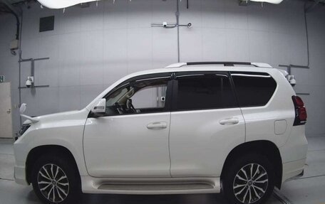 Toyota Land Cruiser Prado 150 рестайлинг 2, 2020 год, 4 150 550 рублей, 10 фотография