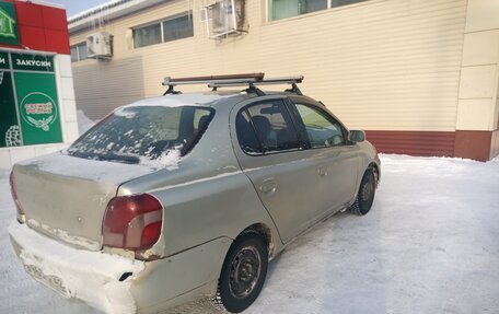 Toyota Platz, 2000 год, 300 000 рублей, 9 фотография