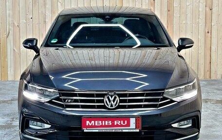 Volkswagen Passat B8 рестайлинг, 2020 год, 3 250 000 рублей, 5 фотография