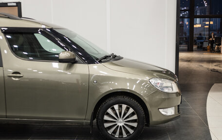 Skoda Roomster, 2014 год, 800 000 рублей, 5 фотография