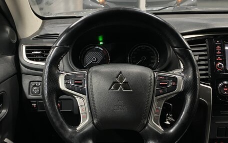 Mitsubishi L200 IV рестайлинг, 2019 год, 3 129 000 рублей, 12 фотография