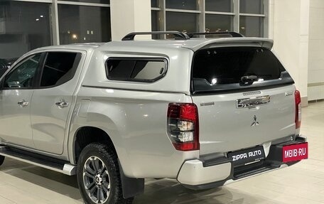 Mitsubishi L200 IV рестайлинг, 2019 год, 3 129 000 рублей, 7 фотография