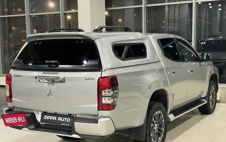 Mitsubishi L200 IV рестайлинг, 2019 год, 3 129 000 рублей, 4 фотография