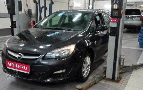 Opel Astra J, 2014 год, 640 000 рублей, 1 фотография