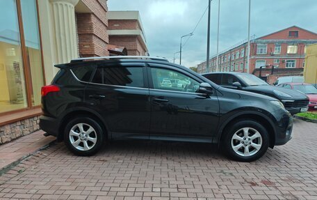 Toyota RAV4, 2014 год, 1 700 000 рублей, 4 фотография