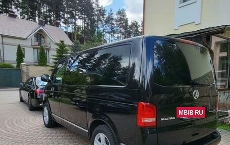 Volkswagen Multivan T5, 2011 год, 2 210 000 рублей, 7 фотография