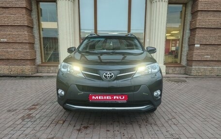 Toyota RAV4, 2014 год, 1 700 000 рублей, 5 фотография