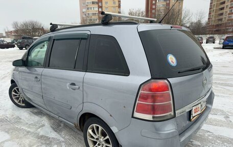 Opel Zafira B, 2007 год, 385 000 рублей, 13 фотография