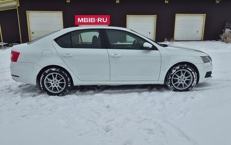 Skoda Octavia, 2018 год, 1 280 000 рублей, 8 фотография