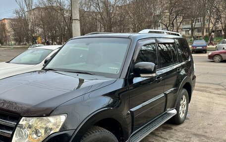 Mitsubishi Pajero IV, 2010 год, 1 800 000 рублей, 3 фотография