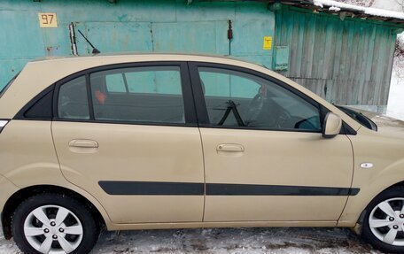 KIA Rio II, 2007 год, 800 000 рублей, 3 фотография